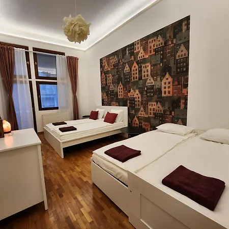 Apartment T8 